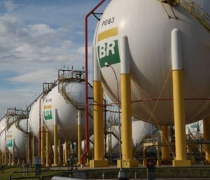 Petrobras aumenta preços da gasolina e do diesel nas refinarias