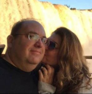 Casal morre por Covid-19 em intervalo de 24 horas, no Paraná: ‘Uma dor que não estamos suportando’, diz família