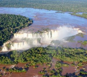 Ingresso para visitar as Cataratas do Iguaçu poderá ser de até R$ 120 com novo modelo de concessão