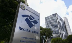 Receita Federal alerta sobre golpe do falso leilão