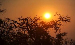 Semana ainda pode ter chuvas no Paraná. Tempo melhora só no fim de semana.