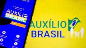 Bolsa-caminhoneiro e Auxílio de R$ 600 começam a ser pagos