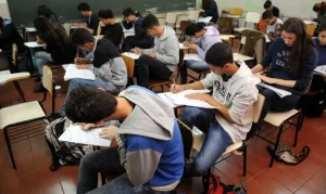 Norte e Nordeste apresentam mais problemas relacionados à falta de professores com formação adequada