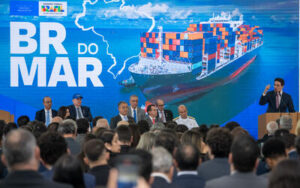 Regulamentação da Lei da Cabotagem estimula o crescimento do setor, avalia CNI