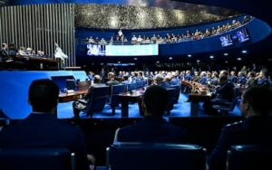 Comissão vota limite de endividamento de municípios na terça (28)