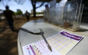 Lotofácil 3515: números e resultado do sorteio de hoje (17/10)