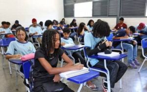 Salário-Educação: estados, municípios e DF repartem R$ 1,67 bilhão