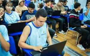 Internet chega a 4 mil das escolas públicas do Distrito Federal