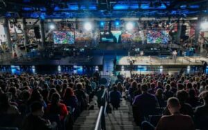 Estudantes brasileiros disputam o maior torneio de robótica do mundo, nos EUA