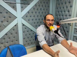 Servidores da Adapar seguem com indicativo de greve, mas aceitam prorrogar prazo para negociação