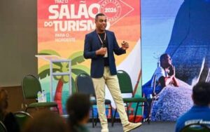 No Salão do Turismo, brasileiro que conheceu 196 países em tempo recorde aponta crescimento do setor no Brasil