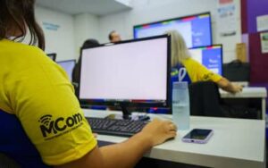 Inclusão digital: Roraima recebe 261 computadores em 20 pontos de acesso