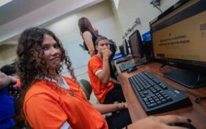 Internet chega a mais de mil escolas públicas de Mato Grosso do Sul