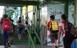 Ensino fundamental melhora nas redes municipais
